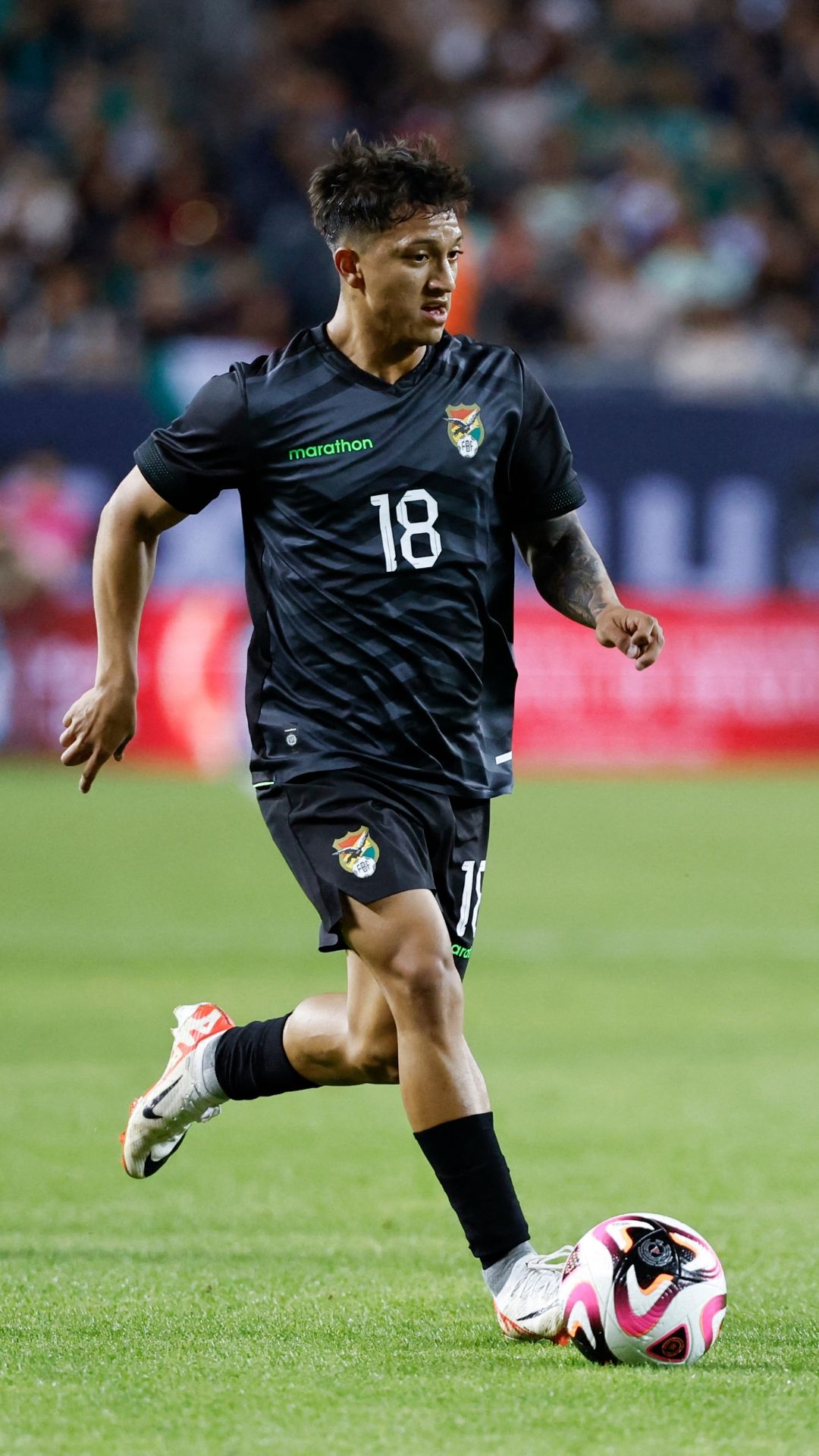 Lucas Chávez photo