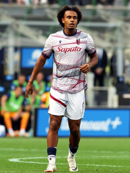Joshua Zirkzee photo