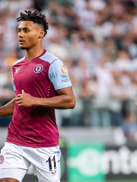 Ollie Watkins photo