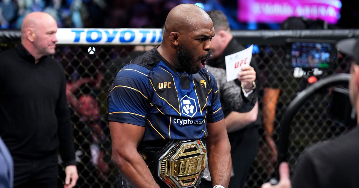 Jon Jones Responds to Tom Aspinall's Claims of Holding Up UFC Heavyweight Division