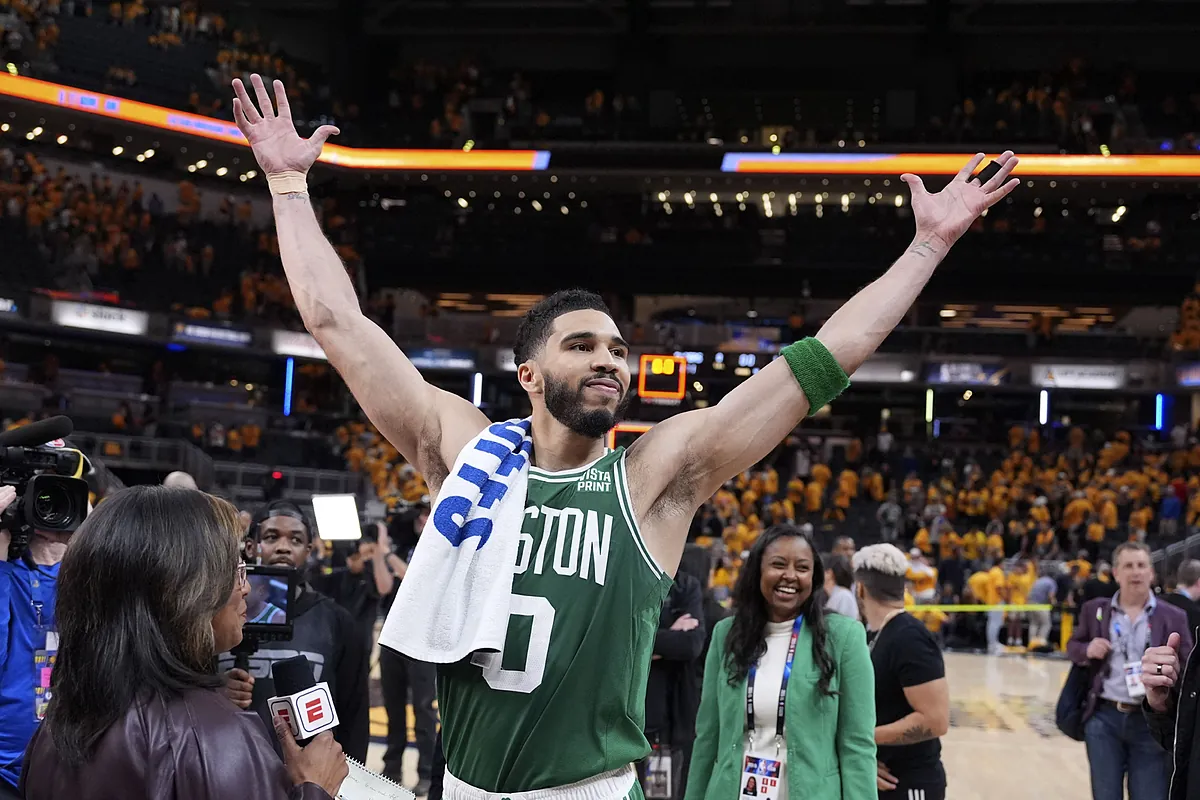 Jayson Tatum's Heartwarming Moment with His Mother After Leading Celtics to NBA Finals