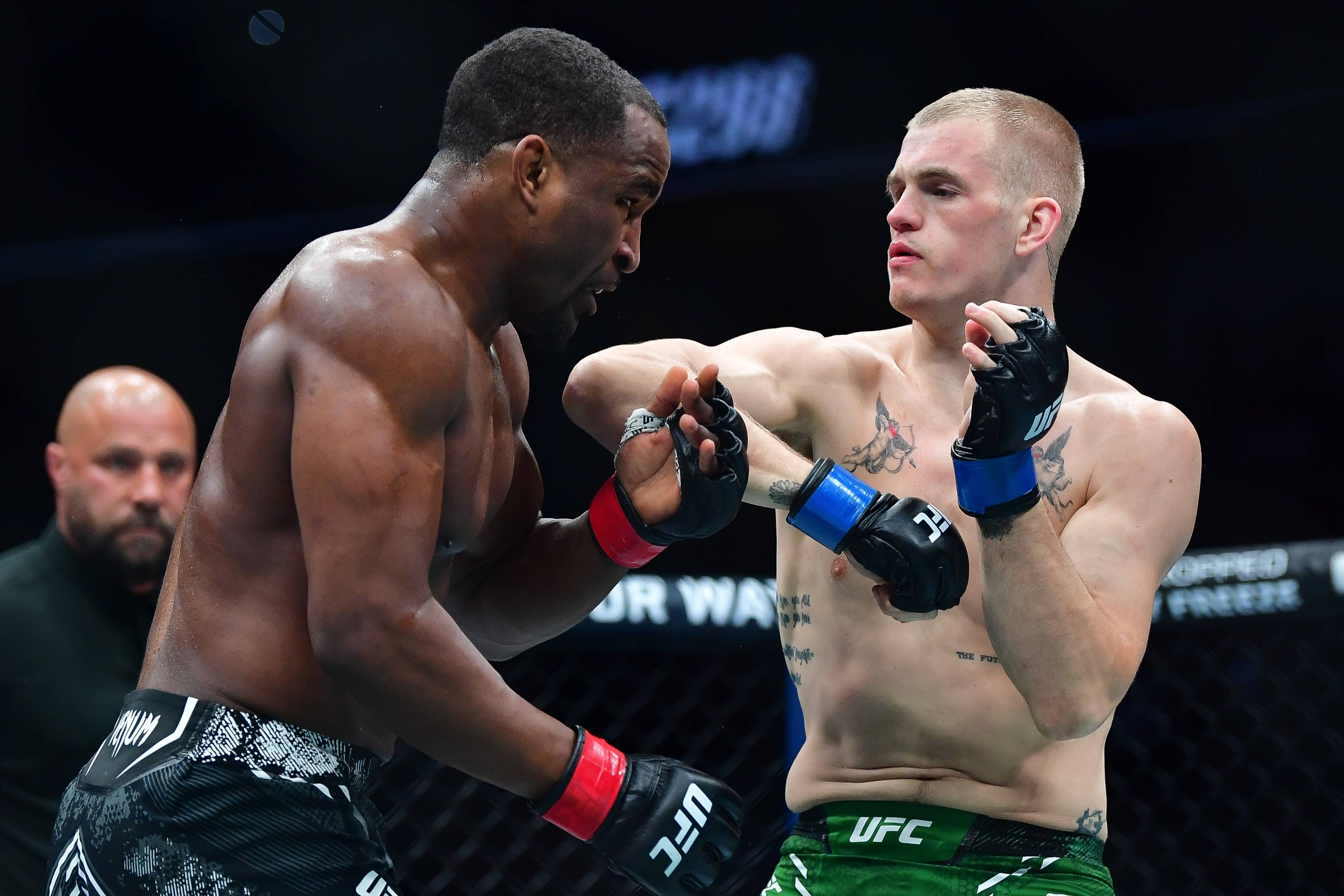 Прогноз на бій UFC: Йен Мачадо Гаррі проти Карлоса Пратеса
