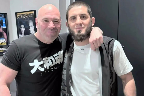 Махачев націлився на статус подвійного чемпіона UFC після зміни влади у напівсередній вазі