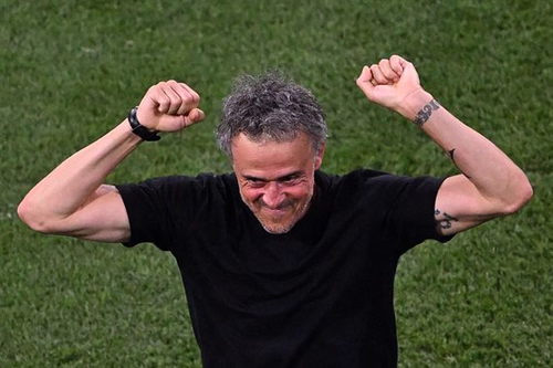 Luis Enrique Makes History as PSG Claim First Champions League Title in 5-0 Final Demolition