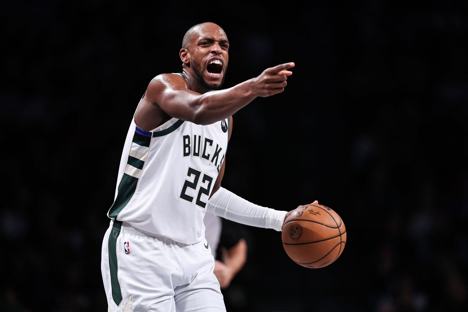 NBA Shock: Middleton Forced Out After Face Strike!