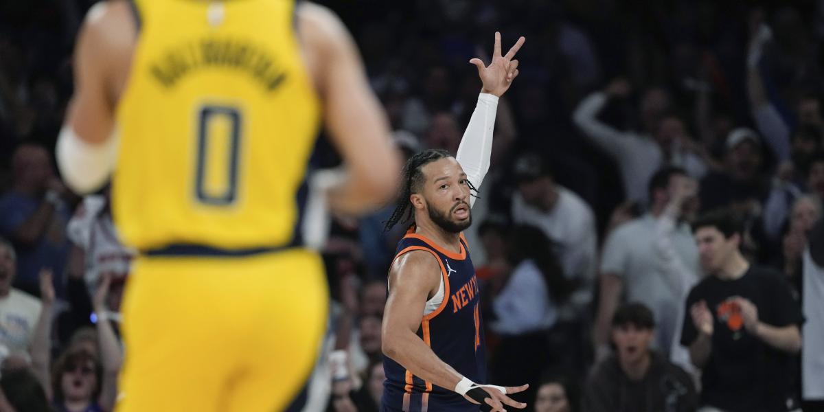 Knicks Overcome Adversity to Secure 130-121 Victory Against Pacers: Brunson's Heroic Return