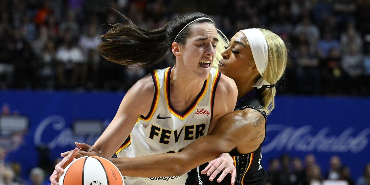 Caitlin Clark's WNBA Debut: A Night of Highs, Lows, and Records