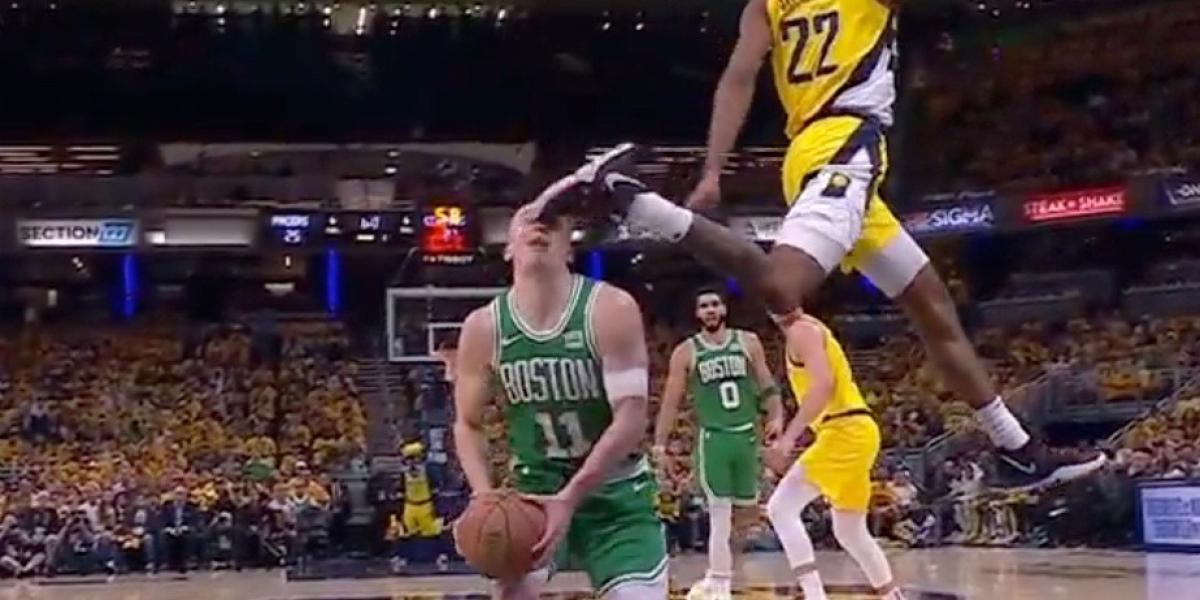 Битва в плей-офф: Столкновения и эмоции на матче Indiana Pacers против Boston Celtics