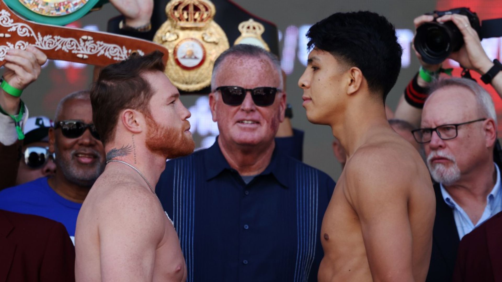 Canelo Alvarez Defends Super-Middleweight Crown in Epic Showdown with Undefeated Jaime Munguia