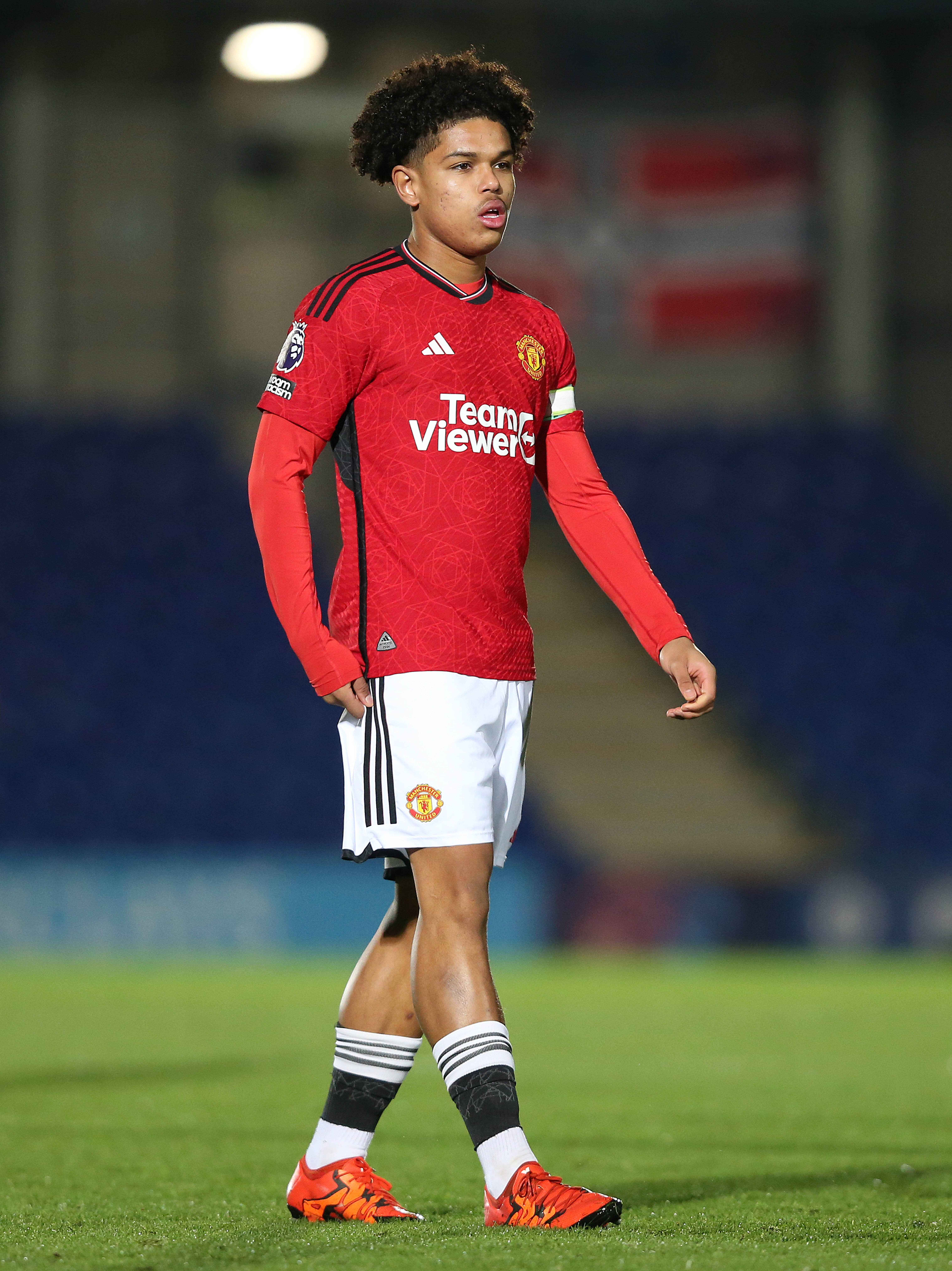 Shola Shoretire photo