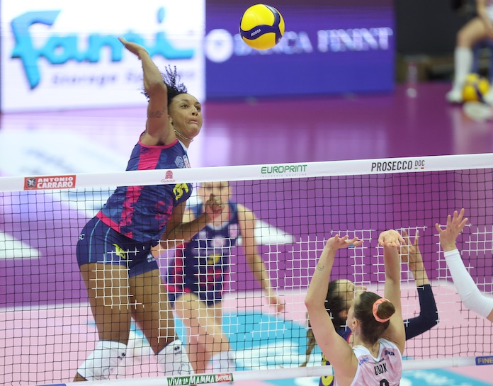 USA Volleyball Gears Up for High-Stakes Showdowns in VNL Pre-Olympic Clashes