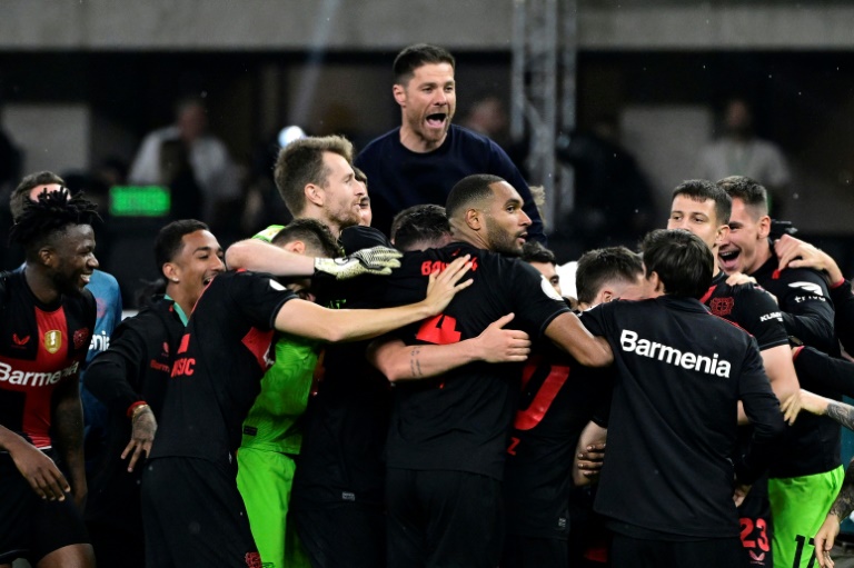 Granit Xhaka's Stunning Goal Secures German Cup for 10-man Bayer Leverkusen