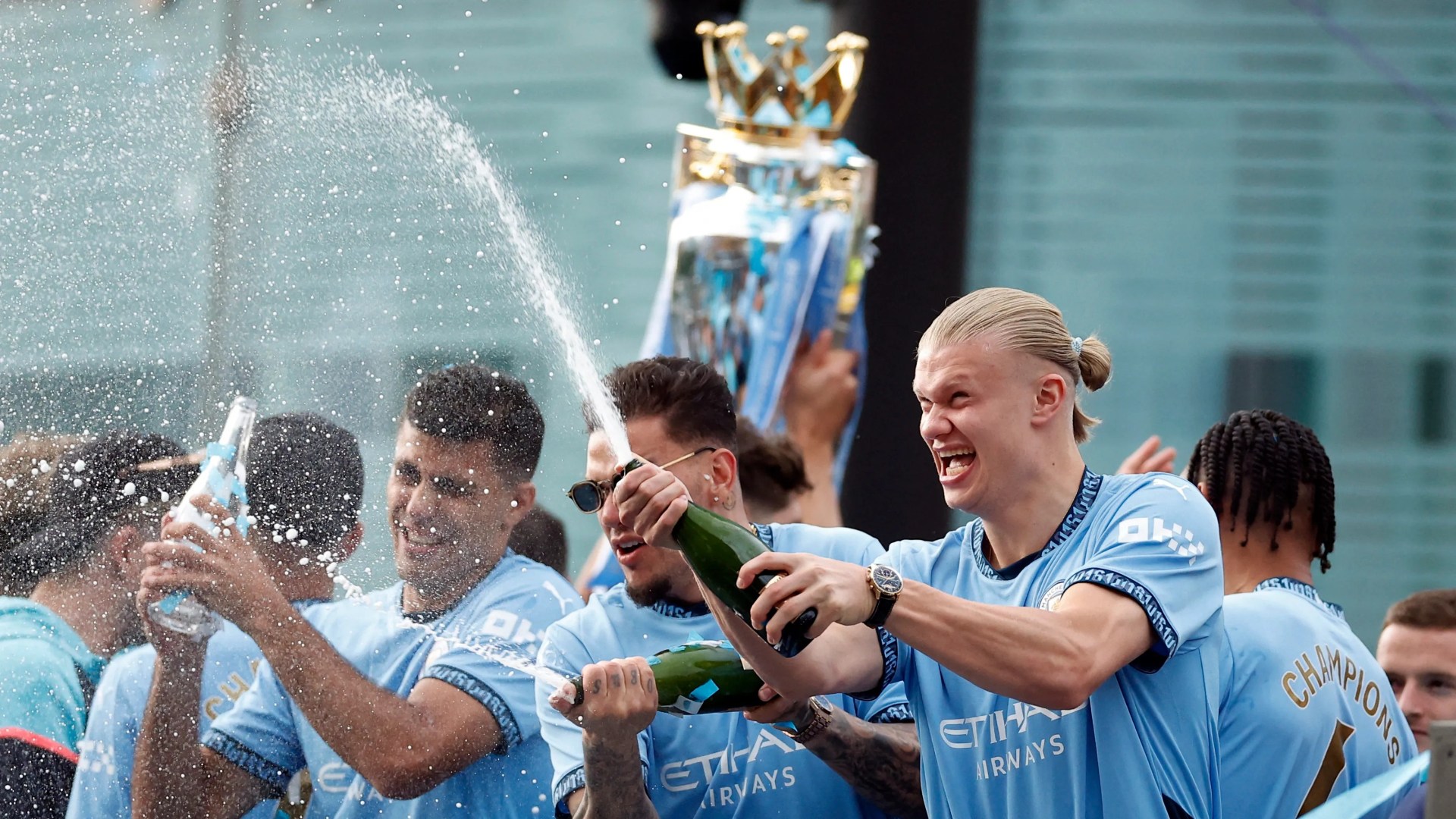 Manchester City Triumphs in Rainy Victory Parade Despite FA Cup Defeat