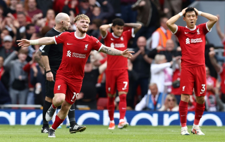Liverpool Reignites Title Hopes with a 4-2 Thrashing of Tottenham, Spurs' Top-Four Aspirations Fade