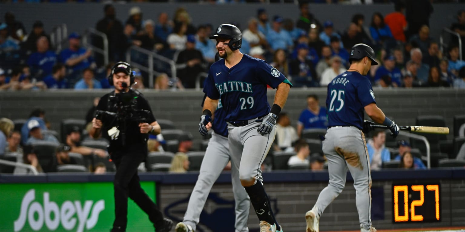 Raleigh's Clutch HR Ignites Mariners-Jays Rivalry!