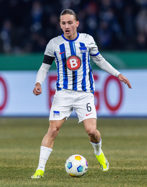 Michał Karbownik photo