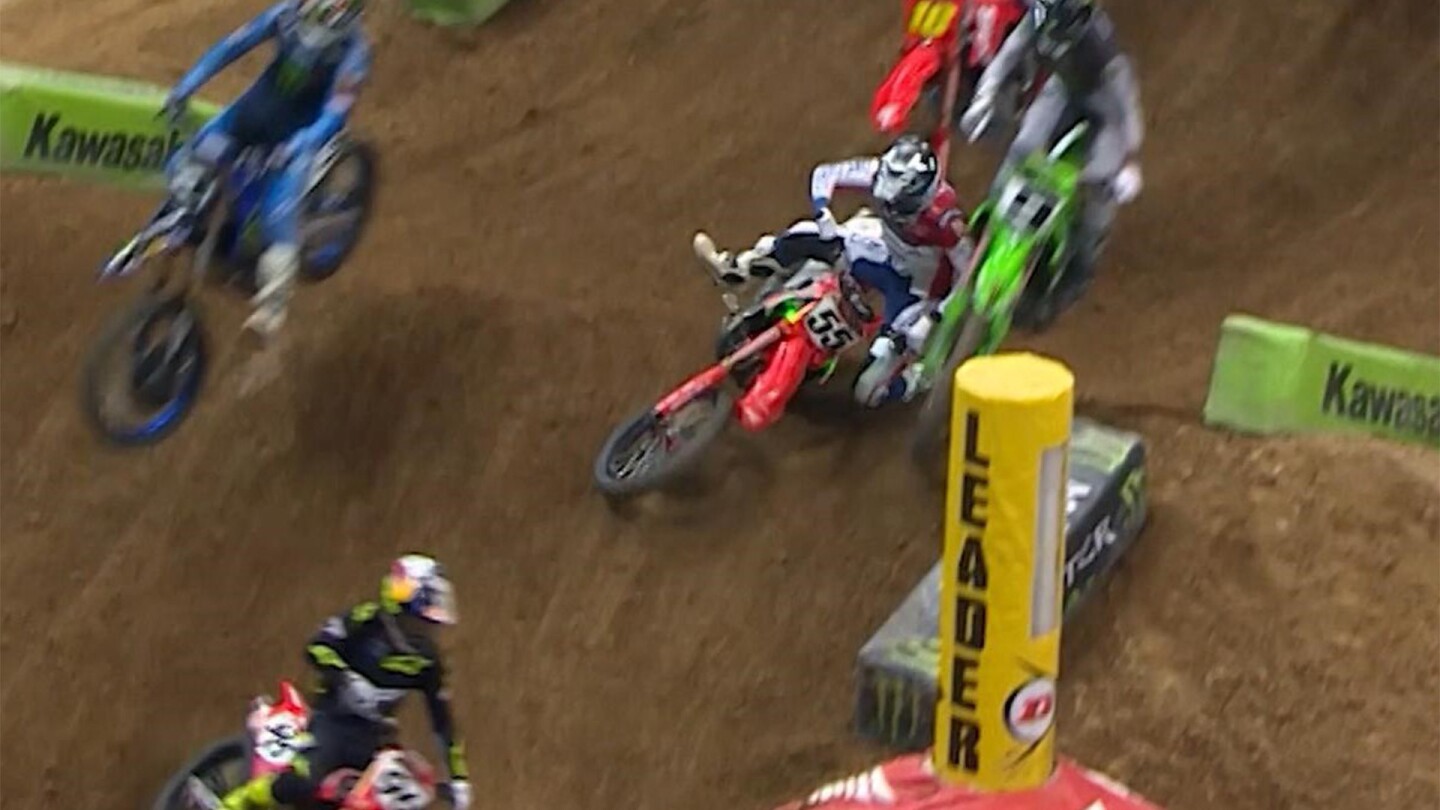 Webb Catches Up to Lawrence? Foxborough's Supercross Showdown!