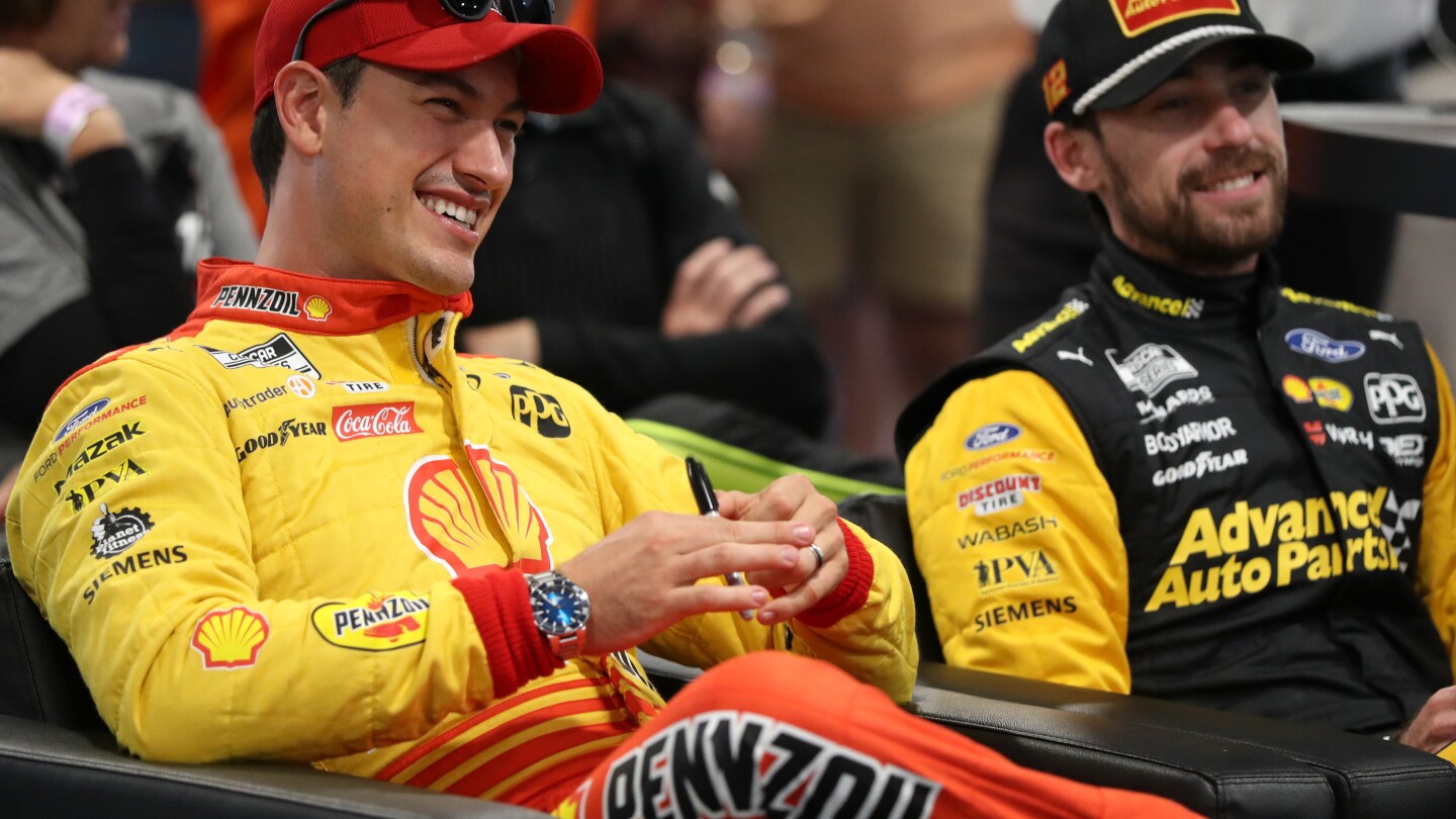 Martinsville Speedway Heats Up: Team Penske Aims for Repeat!