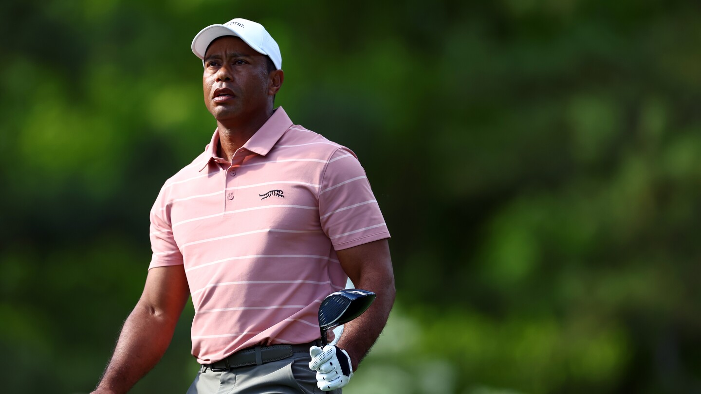 Tiger's Twilight Challenge: Darkness Pauses Masters Quest!